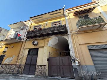 4 LOCALI A SCAFATI
