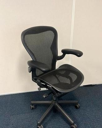 Herman Miller Aeron forward-tilt