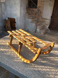 Slittino in legno vintage