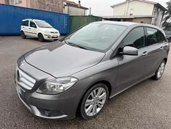 MERCEDES-BENZ B 180 BlueEFFICIENCY Premium senza