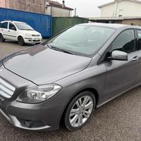 MERCEDES-BENZ B 180 BlueEFFICIENCY Premium senza