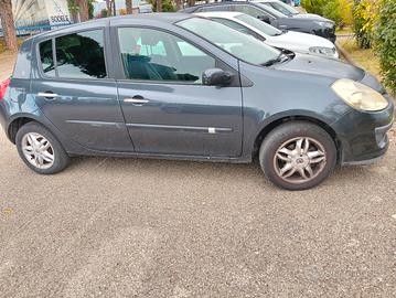 RENAULT CLIO Le iene 2007