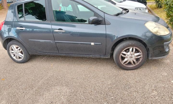 RENAULT CLIO Le iene 2007