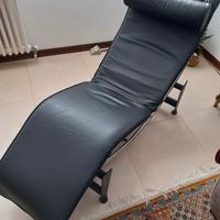 Poltrona chaise longue nera