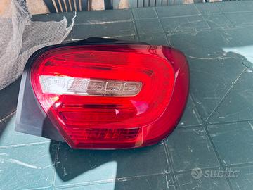 Fanale post dx classeA led