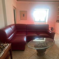 Divano a L chateaux d’Ax bordeaux