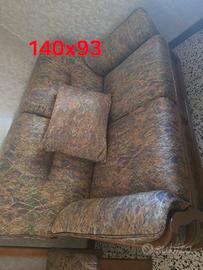Divano 140x93