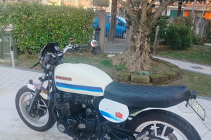 Suzuki GS 550