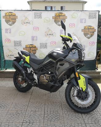 QJMOTOR SVT 650 X RATE AUTO MOTO SCOOTER