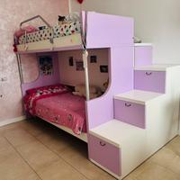 Letto a castello con scala a cassettoni e passerel