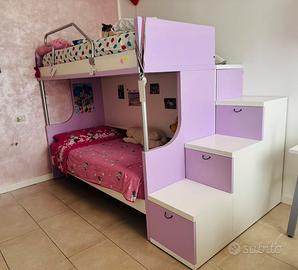Letto a castello con scala a cassettoni e passerel
