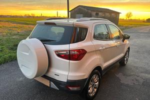 FORD ECOSPORT BIANCO ANNO 2015 1.0  125 CAVALLI (9