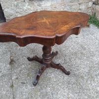 Tavolino intarsiato del 1700/1800