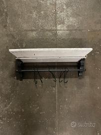 Mensola appendiabiti