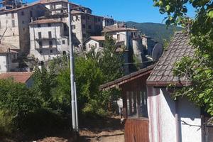 Villetta con ampio giardino