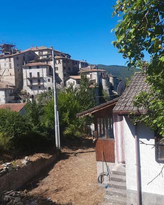 Villetta con ampio giardino