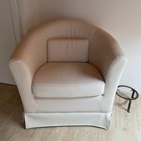 Poltrona TULLSTA ricoperta in pelle di struzzo