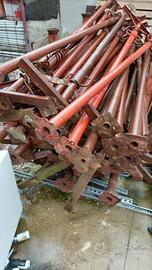 Lotto 35/40 puntelli a croce da cantiere regolabil