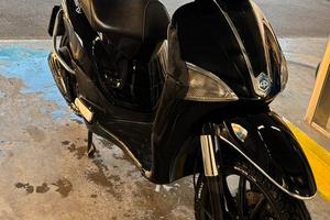 Liberty 125 2009