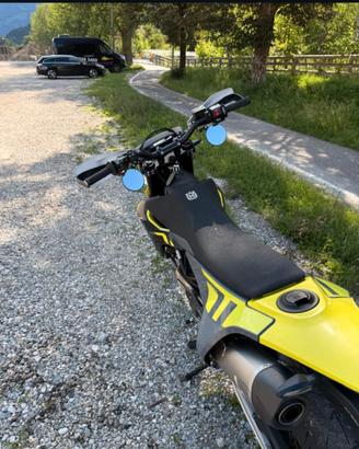 moto Husqvarna 