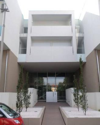 Appartamento di 146 m² con 3 locali e box auto a B