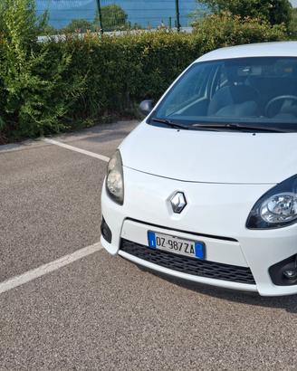 Renault Twingo 1.2 solo 90 mila km per neopatentat