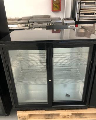 Vetrina con 2 porte scorrevoli