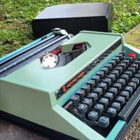 macchina da scrivere ROVER  3000