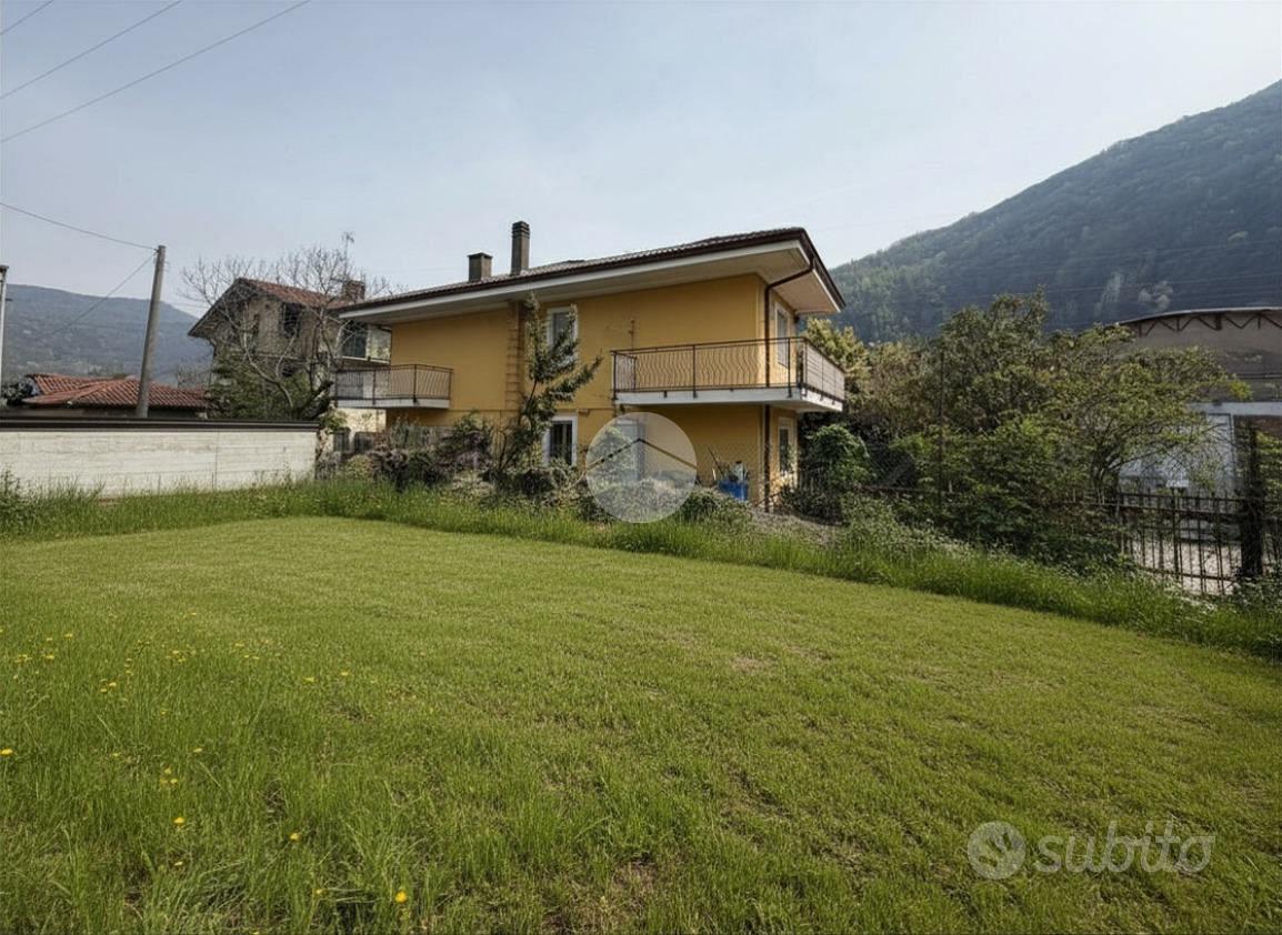 VILLA SINGOLA A PONT-CANAVESE - Vista 3