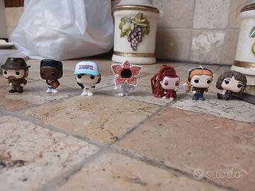 Collezione mini stranger things kinderjoy