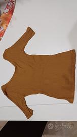 Maglietta color senape Abbigliamento e Accessori In vendita a Lecce
