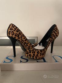 Scarpe con tacco leopardate
