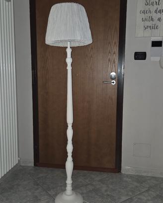 Lampada da terra/piantana bianca