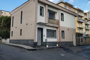 01 Catania nuovo trilocale arredato