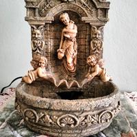 Fontana artistica con illuminazione 