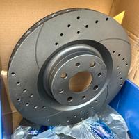 Dischi forati e baffati 305mm 500 Abarth / Mito QV