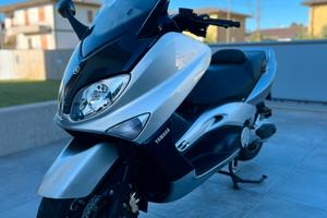 Yamaha T Max 500