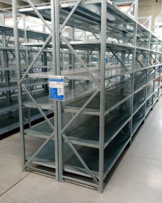SCAFFALATURA LEGGERA PER GARAGE