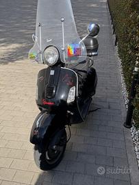 Vespa  300 GTS Super 2008