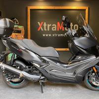 Kymco Xciting 400i VS