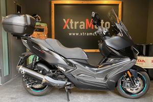 Kymco Xciting 400i VS