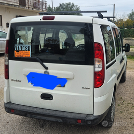 Auto fiat doblò