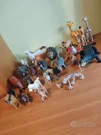 vari animali di gomma dura 