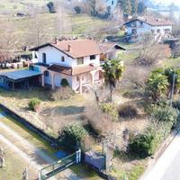 VILLA SINGOLA A VIVERONE