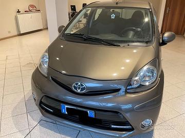 Toyota Aygo 1.0  5 porte km 73000