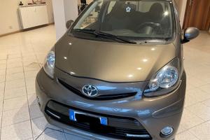 Toyota Aygo 1.0  5 porte km 73000