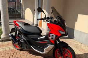 Aprilia SR GT 200
