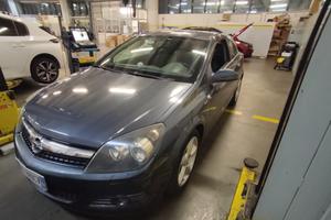 Opel Astra GTC 2007 - 1.7 Diesel CDTI - 171.000km