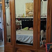 Armadio liberty già restaurato