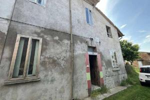 Immobile in asta di 159 m² con 3 locali a San Giac